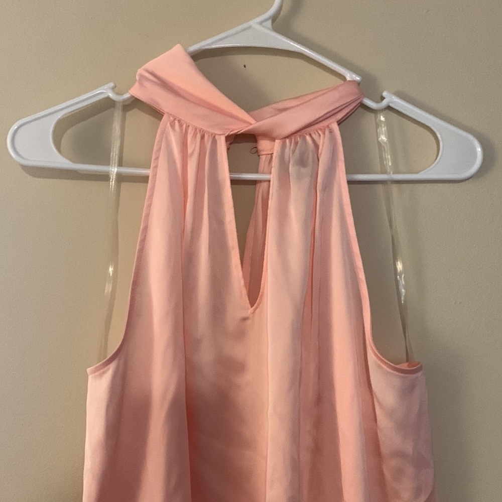 Keyhole halter top - Picture 2 of 4